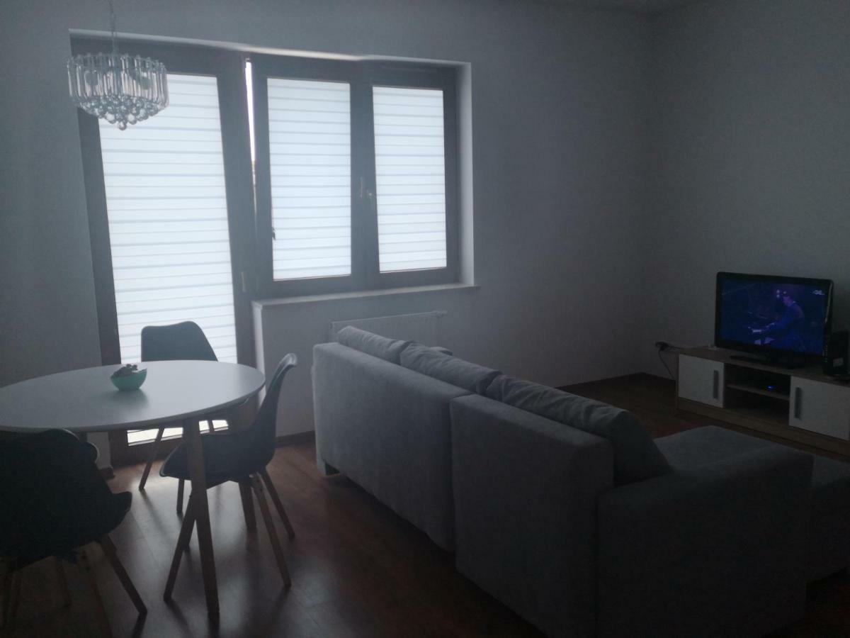 Apartament Przy Aquaparku Διαμέρισμα Ράντομ Εξωτερικό φωτογραφία